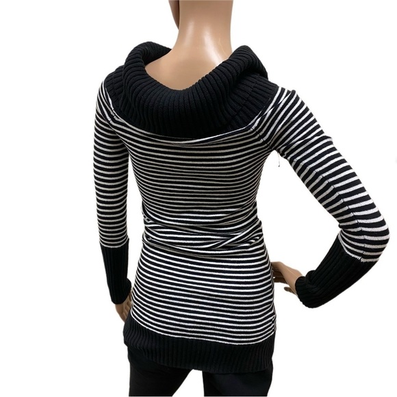 Bcbgmaxazria Stripe Turtle Neck Sweater - Picture 2 of 8